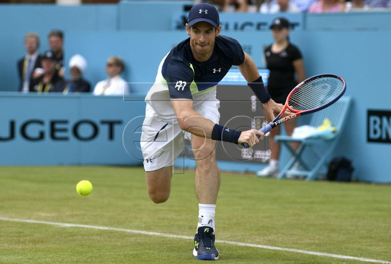 Britain's Andy Murray of Britain in action against Nick Kyrgios of Australia  during their  first round match at the Fever Tree Championships at Queen's Club in London, Britain, 19 June 2018.  EPA-EFE/NEIL HALL