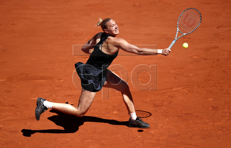 Kaia Kanepi of Estonia plays Petra Martic of Croatia during their women?s round of 16 match during the French Open tennis tournament at Roland Garros in Paris, France, 02 June 2019. EPA-EFE/YOAN VALAT