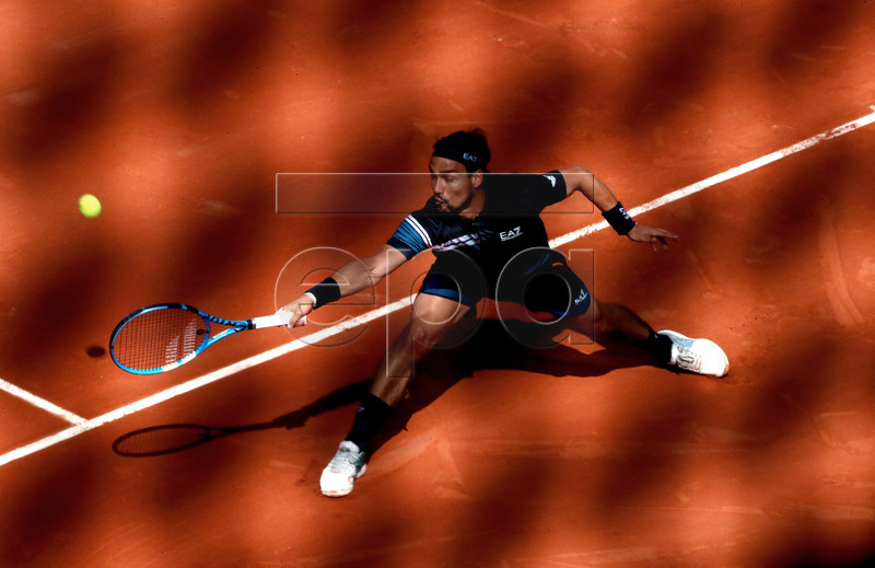 Fabio Fognini of Italy plays Alexander Zverev of Germany during their men?s round of 16 match during the French Open tennis tournament at Roland Garros in Paris, France, 03 June 2019. EPA-EFE/SRDJAN SUKI