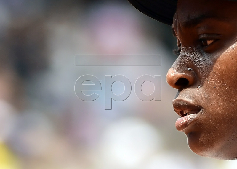 Sloane Stephens of the USA plays Johanna Konta of Britain during their women?s quarter final match during the French Open tennis tournament at Roland Garros in Paris, France, 04 June 2019. EPA-EFE/CAROLINE BLUMBERG