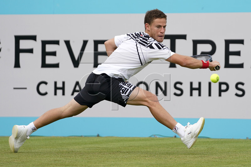 Argentina's Diego Schwartzman in action during his round of 16 match against Marin Cilic of Croatia at the Fever Tree Championship at Queen's Club in London, Britain, 20 June 2019. EPA-EFE/WILL OLIVER