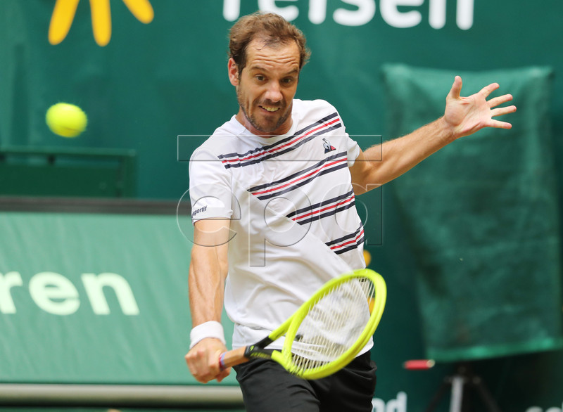 Richard Gasquet from France in action during his round of 16 match against Roberto Bautista Agut from Spain during the ATP Tennis Tournament Noventi Open (former Gerry Weber Open) in Halle Westphalia, Germany, 20 June 2019. EPA-EFE/FOCKE STRANGMANN