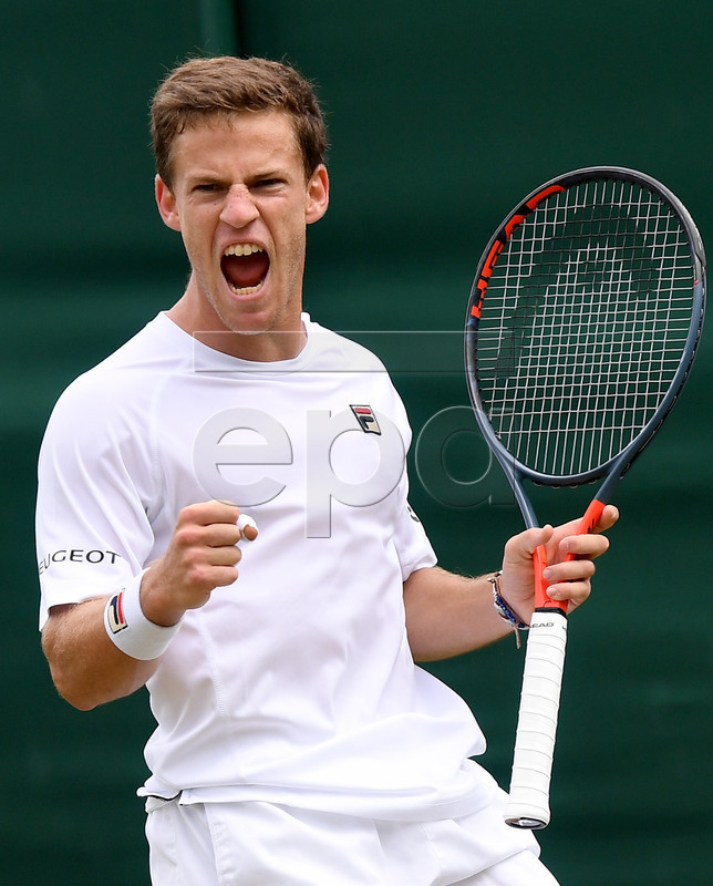 Diego Schwartzman of Argentina in action against Matteo Berrettini of Italy during their third round match for the Wimbledon Championships at the All England Lawn Tennis Club, in London, Britain, 06 July 2019. EPA-EFE/ANDY RAIN EDITORIAL USE ONLY/NO COMMERCIAL SALES